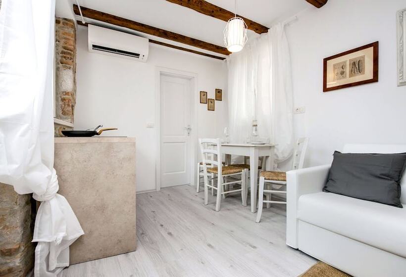 Apartment And Studio Ca’ 3 Vie