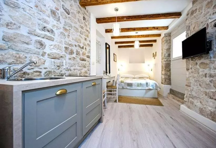 Apartment And Studio Ca’ 3 Vie