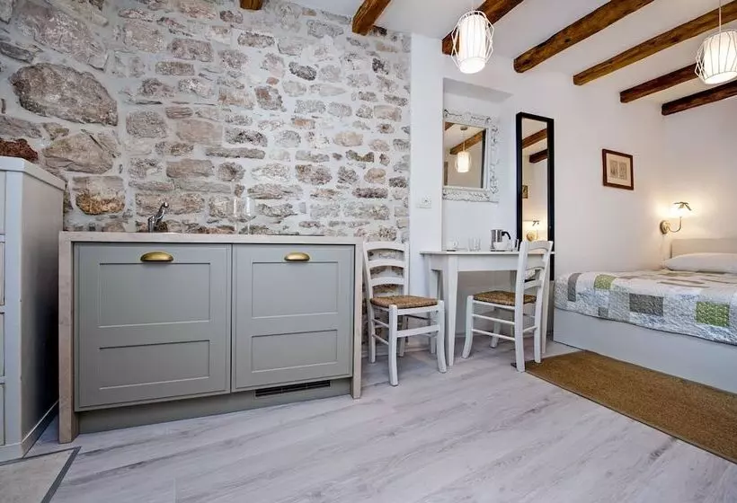 Apartment And Studio Ca’ 3 Vie