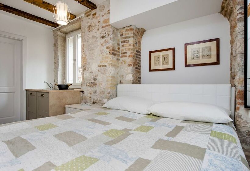 Apartment And Studio Ca’ 3 Vie