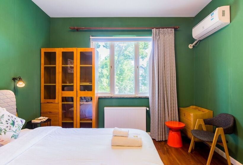 Carnival Villa With 5 Brs