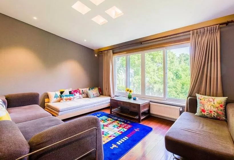 Carnival Villa With 5 Brs