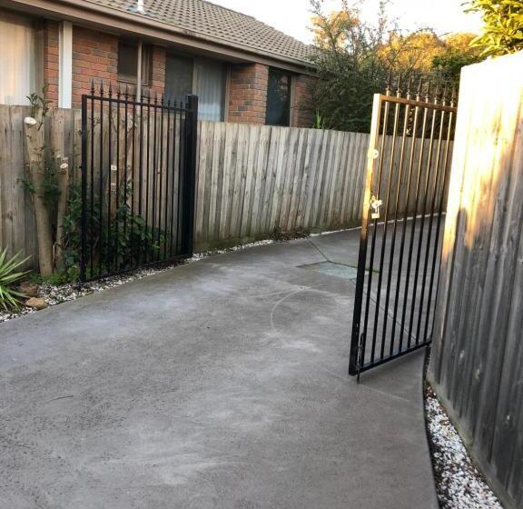 Cowes Holiday Haven   Property 1