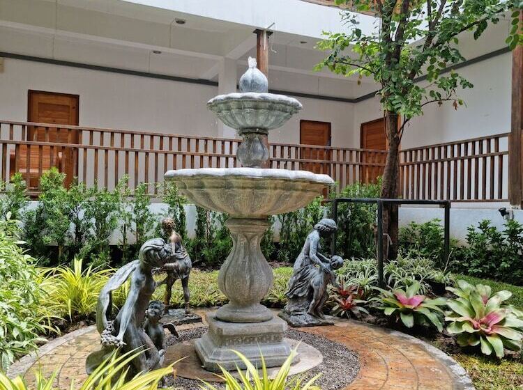 هتل A Day In Phetchabun