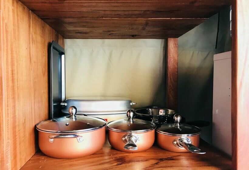 فندق Eden Bay Eco Lodge