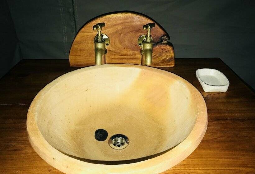 فندق Eden Bay Eco Lodge