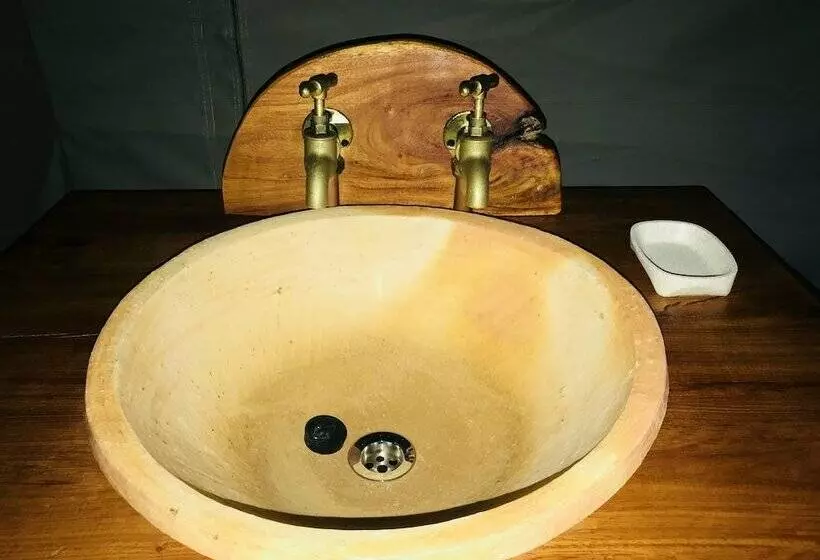 ホテル Eden Bay Eco Lodge