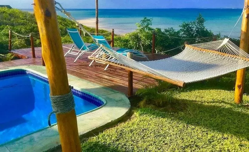 ホテル Eden Bay Eco Lodge