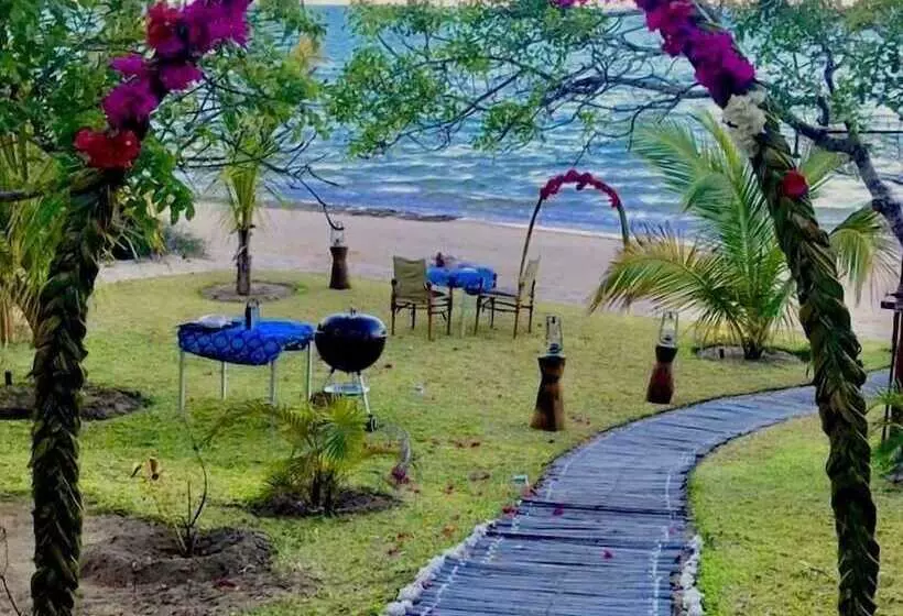 ホテル Eden Bay Eco Lodge