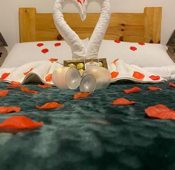 هتل Pousada Recanto Do Aeroporto