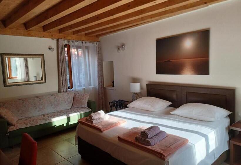 Pensão Jr Luxury Guesthouse2