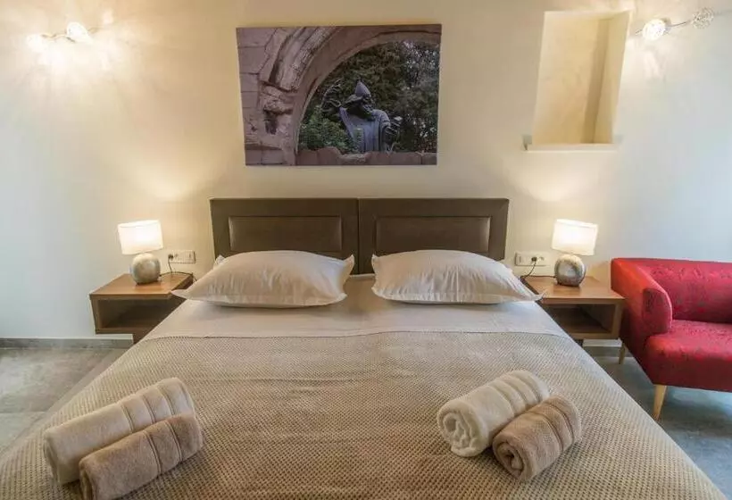 پانسیون Jr Luxury Guesthouse2