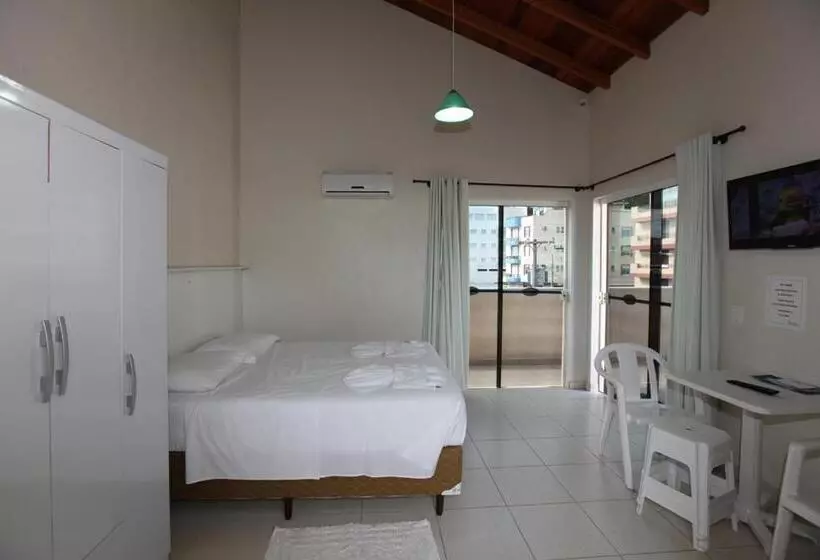 ペンション Pousada Bella Bombinhas   Pé Na Areia