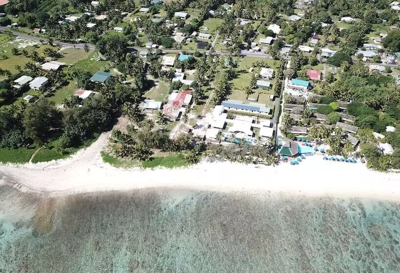 Majatalo Waterfoot House