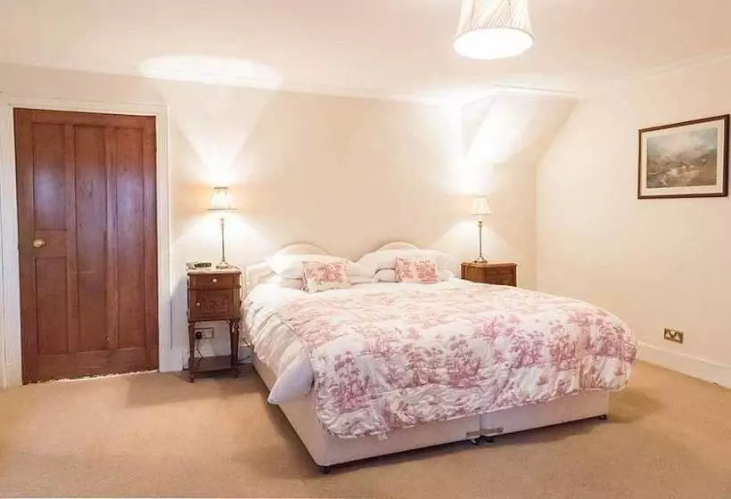 Rossie Ochil House