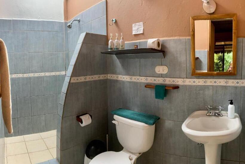 مبيت وإفطار La Buena Vida