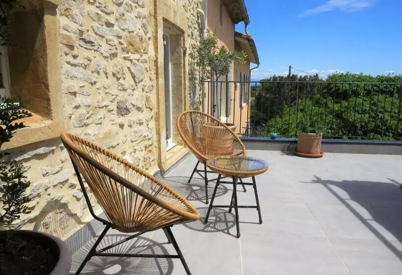 Aamiaismajoitus (B&B) Maison D Hotes La Bignone