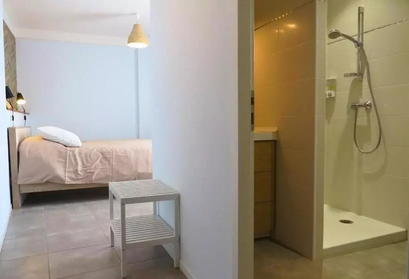 Aamiaismajoitus (B&B) Maison D Hotes La Bignone
