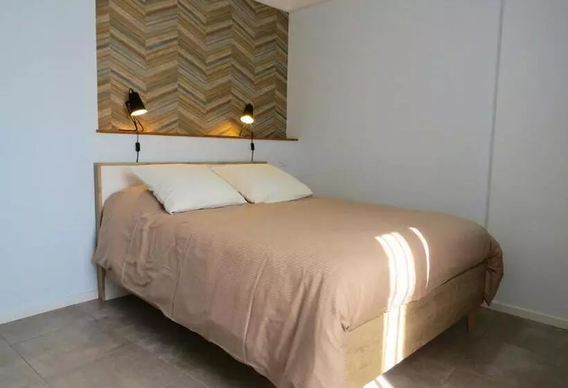 Aamiaismajoitus (B&B) Maison D Hotes La Bignone