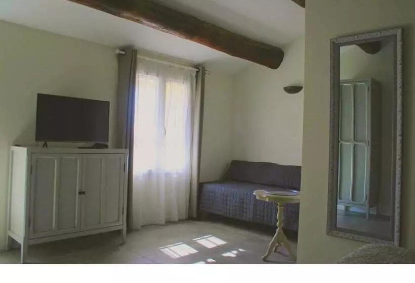 Aamiaismajoitus (B&B) Maison D Hotes La Bignone