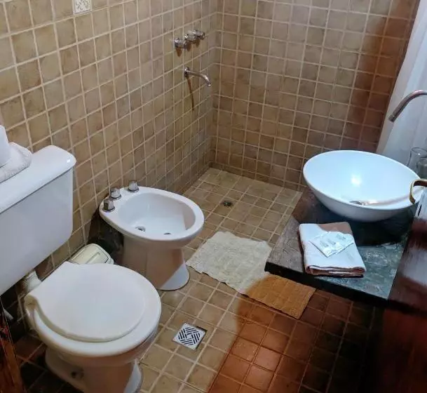 Hostal Paseo De Los Colorados