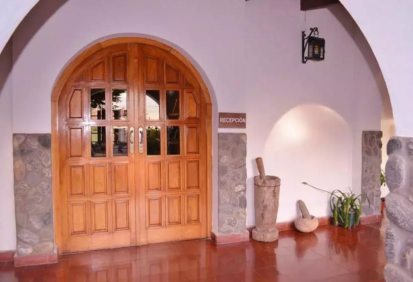 Hostelli Posada Del Poeta