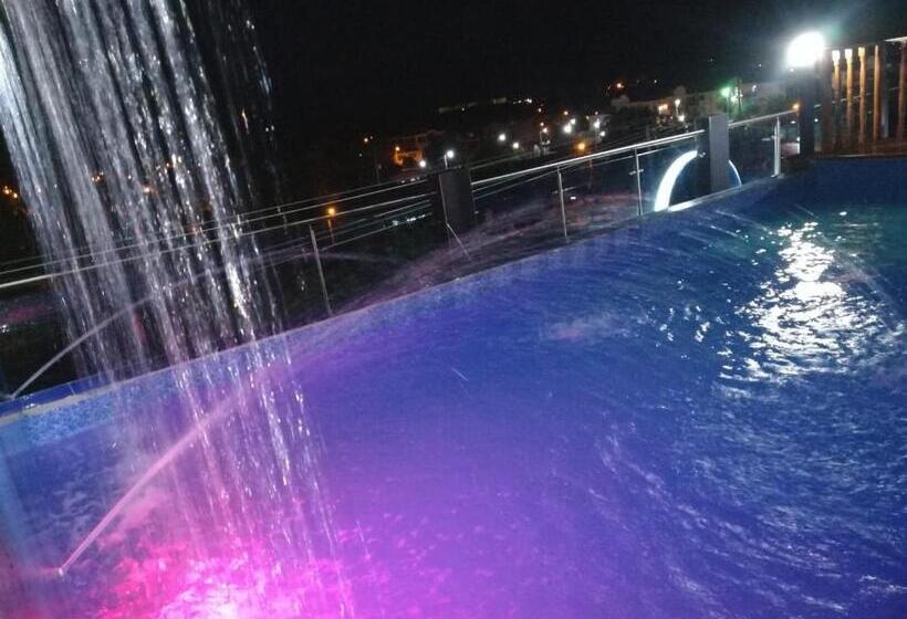 Отель Boutique Martin's