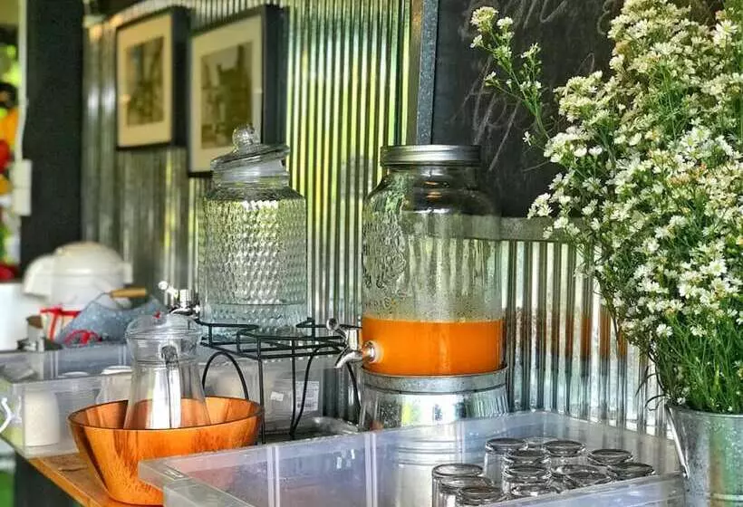 هتل Chick Resort Khao Kho