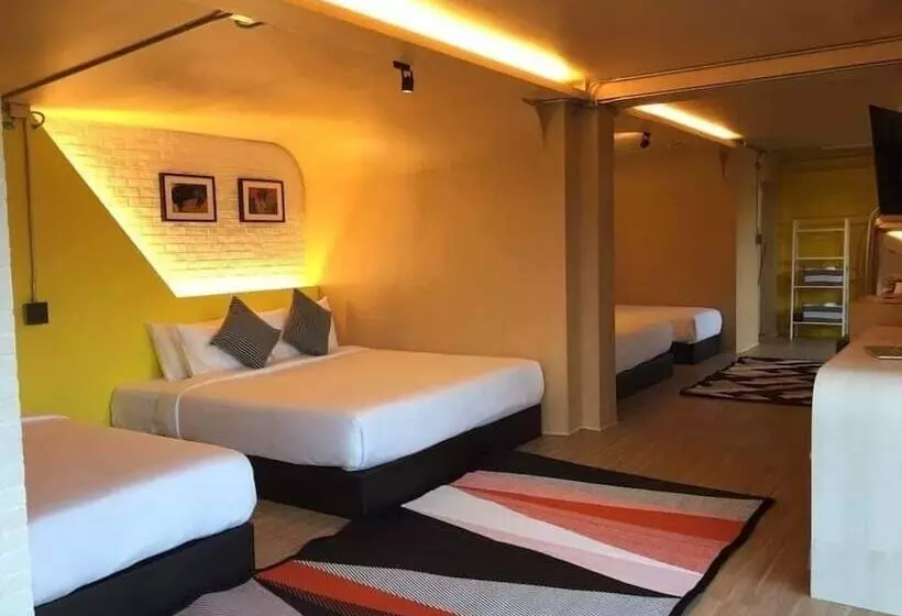 هتل Chick Resort Khao Kho