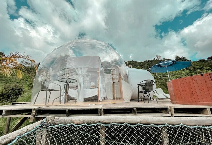 Hotelli Glamho Resort  Glamping