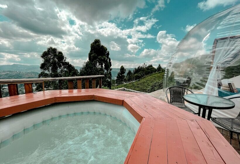 Hotelli Glamho Resort  Glamping