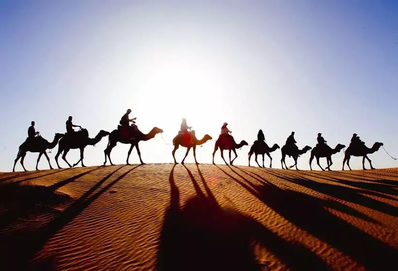 Hotelli Sahara Royal Camp