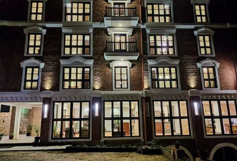 هتل Bandipur Village Lnn