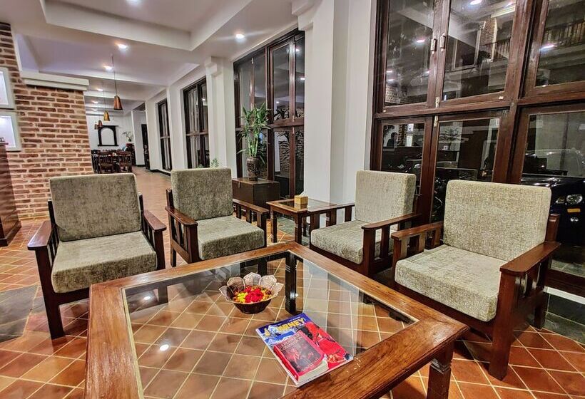 هتل Bandipur Village Lnn