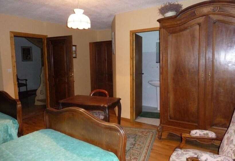 La Demeure De L'ebeniste