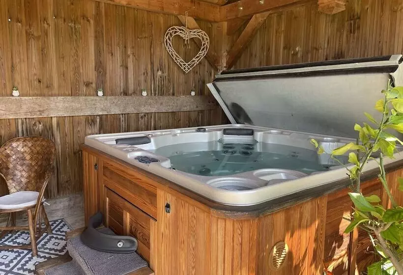 ペンション Chambre D Hôtes La Ferme De La Croix