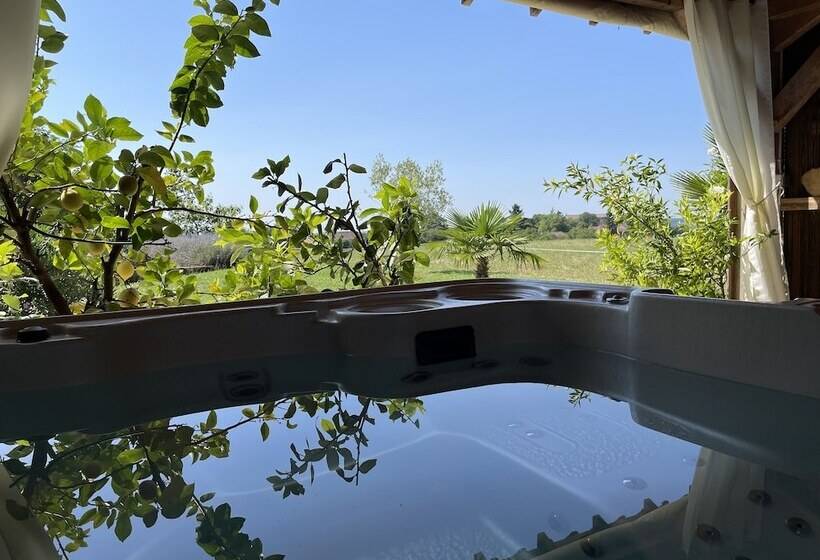 Пансион Chambre D Hôtes La Ferme De La Croix