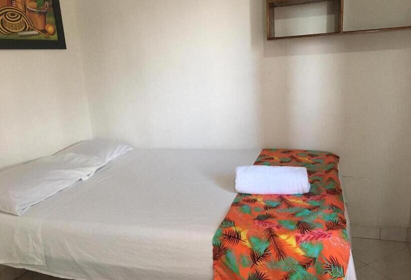 Pension (Hôtel basse catégorie) Princesa Katia