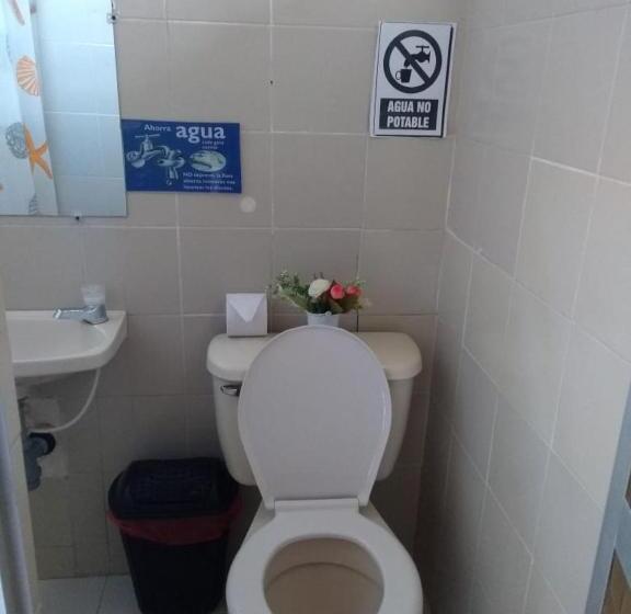 Pension (Hôtel basse catégorie) Princesa Katia