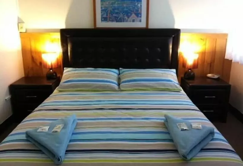 Aquarius Motel Belmont