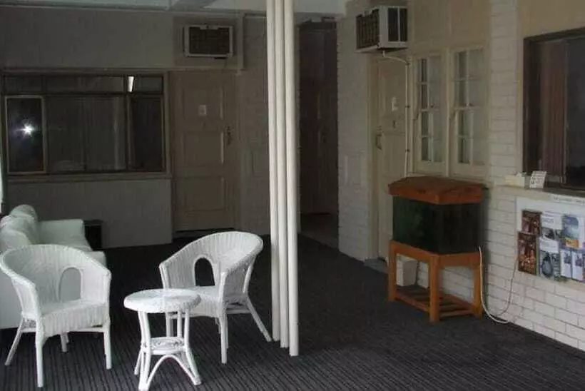 Aquarius Motel Belmont