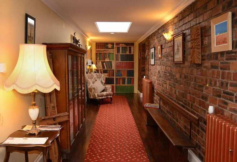 Bed and Breakfast The Old School Dalleagles