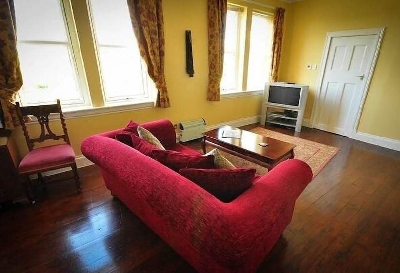 Bed and Breakfast The Old School Dalleagles