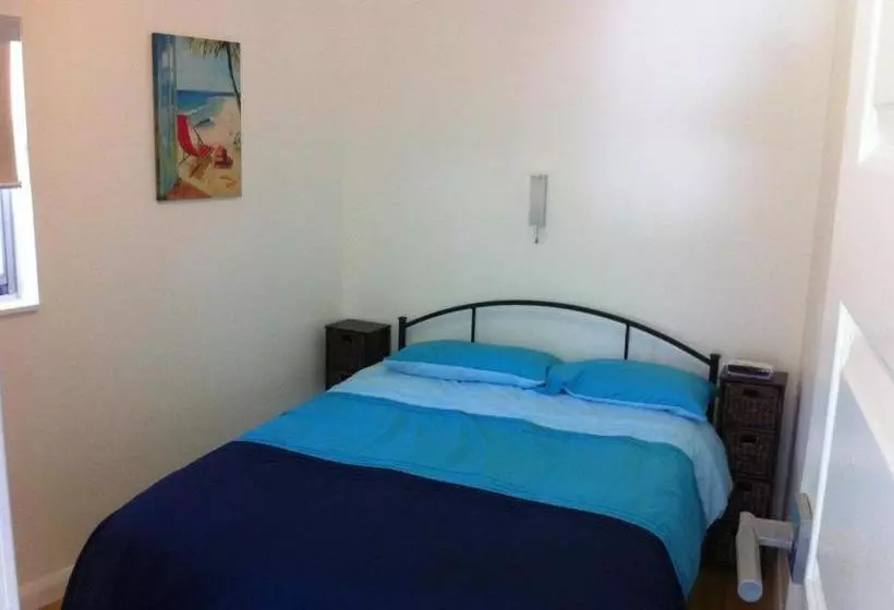 Edgewater, Unit 3/145 Shoal Bay Road