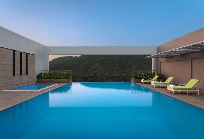 فندق Doubletree By Hilton Jaipur Amer