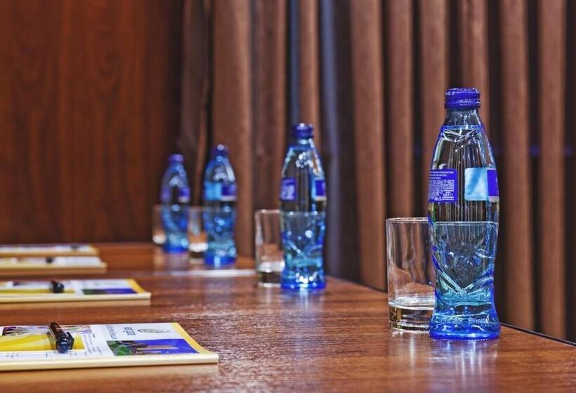 Отель East Gate