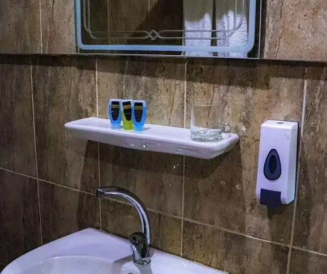 هتل Golden Pyramids Inn