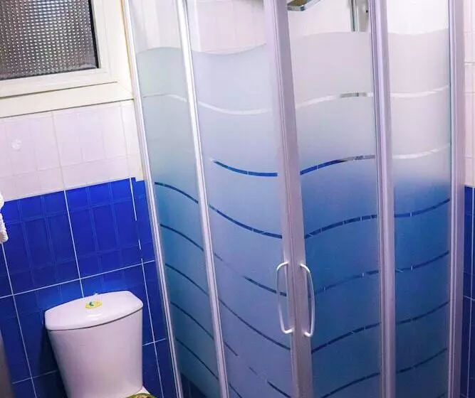 هتل Golden Pyramids Inn