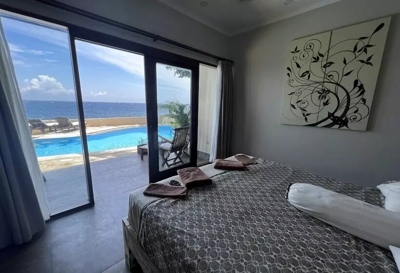 Hotelli Relax Bali Dive & Spa Ocean Front Resort