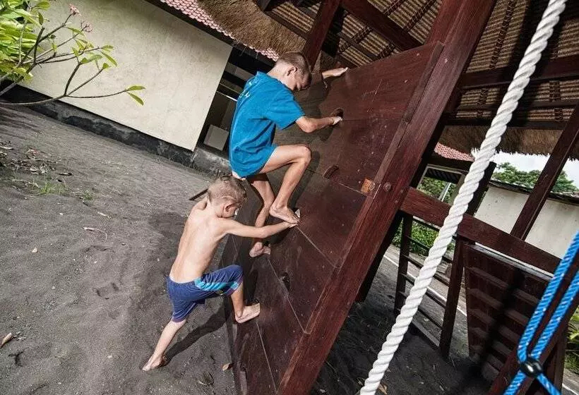 Hotelli Relax Bali Dive & Spa Ocean Front Resort